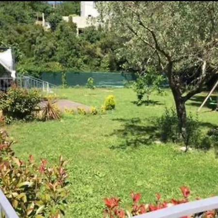 Les Clématites Villa Nimes